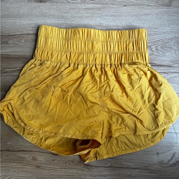 Free People Movement The Way Home Shorts Womens Medium High Rise Pull On - Picture 1 of 4